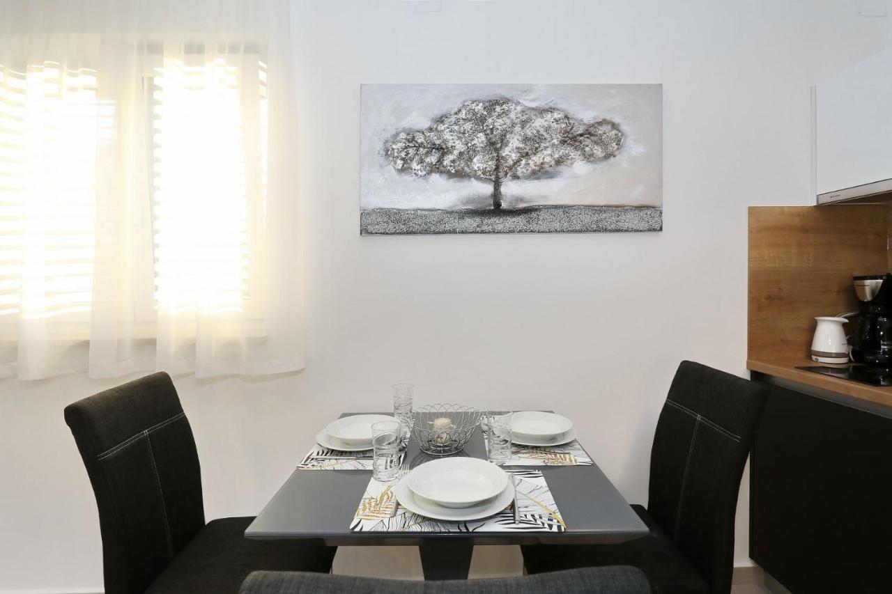 Villa Ankora 1 With Heated Pool Biograd Na Moru Bagian luar foto