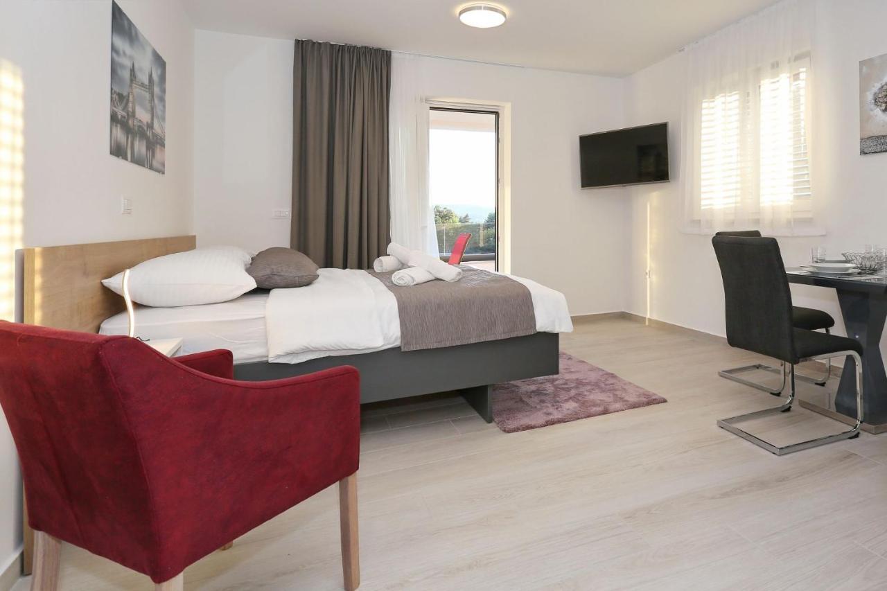 Villa Ankora 1 With Heated Pool Biograd Na Moru Bagian luar foto