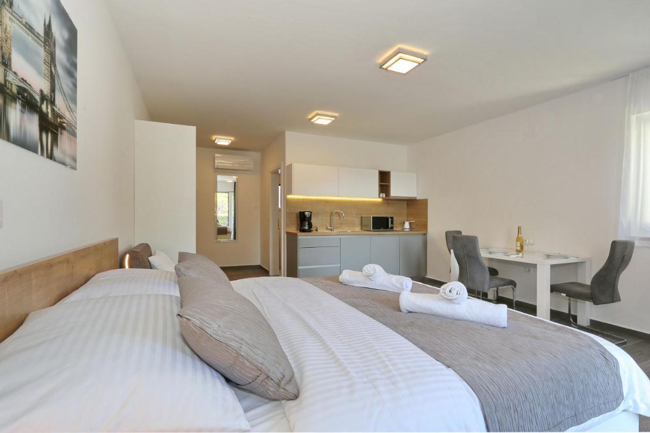 Villa Ankora 1 With Heated Pool Biograd Na Moru Bagian luar foto