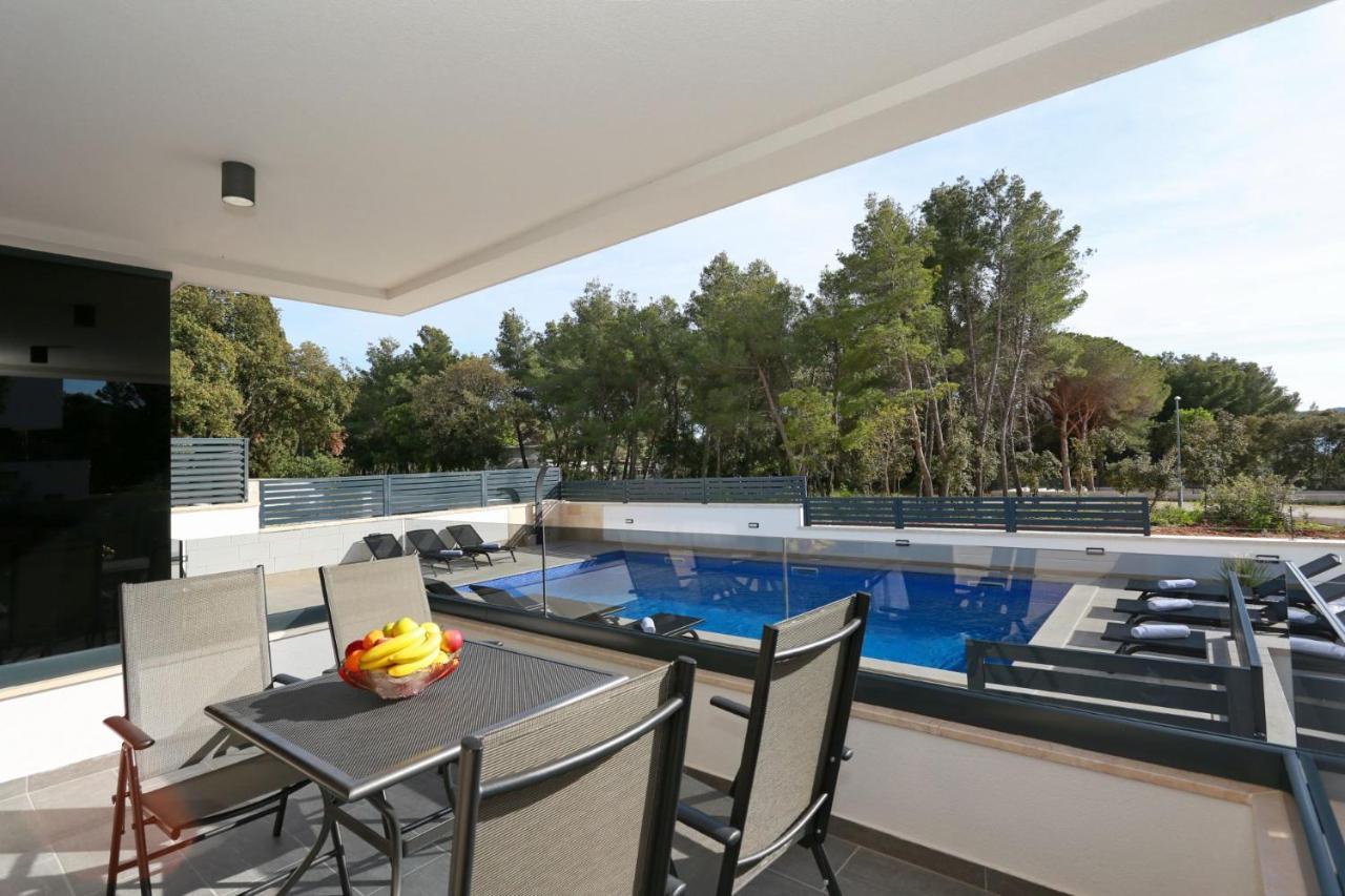 Villa Ankora 1 With Heated Pool Biograd Na Moru Bagian luar foto